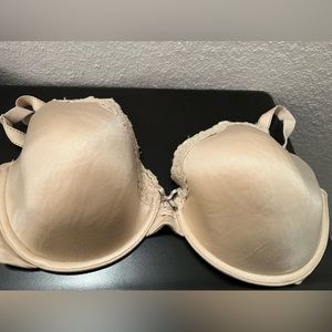 3 for $15 Must bundle/ 
Maiden form padded wired bra
